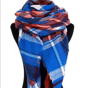 Gorgeous, super soft scarf